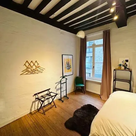 Charmante Woning In Center Apartamento